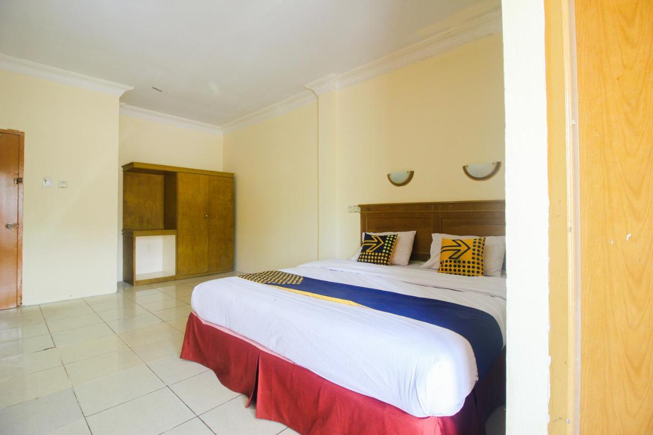 Spot On 2809 Hotel Yasmin Siak Sri Indrapura Luaran gambar