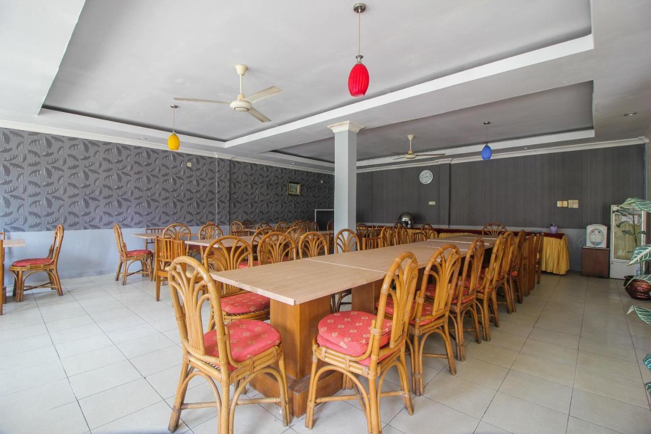 Spot On 2809 Hotel Yasmin Siak Sri Indrapura Luaran gambar