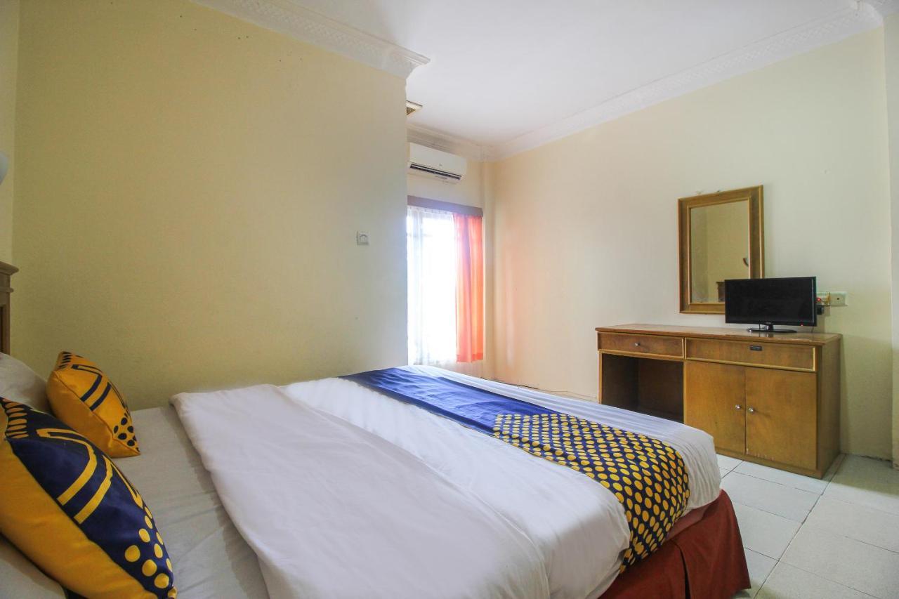 Spot On 2809 Hotel Yasmin Siak Sri Indrapura Luaran gambar